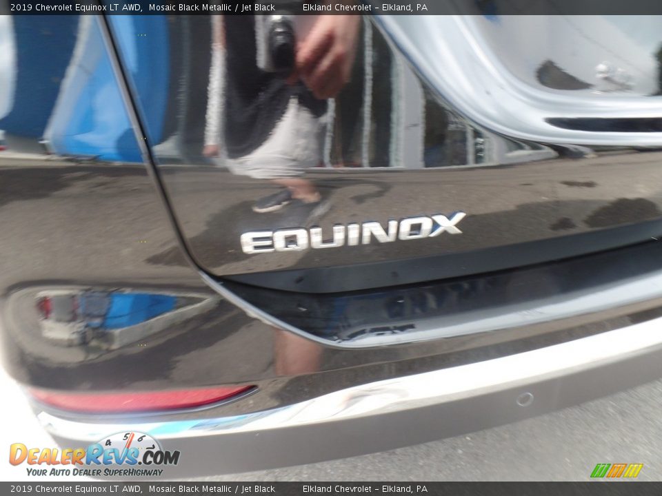2019 Chevrolet Equinox LT AWD Mosaic Black Metallic / Jet Black Photo #10