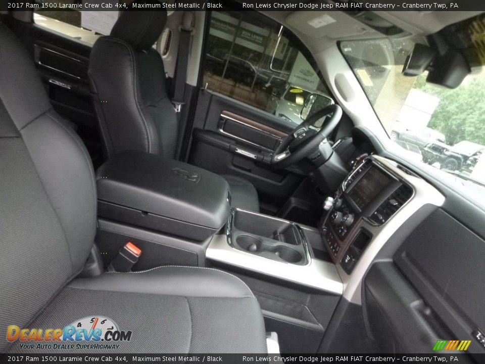2017 Ram 1500 Laramie Crew Cab 4x4 Maximum Steel Metallic / Black Photo #11