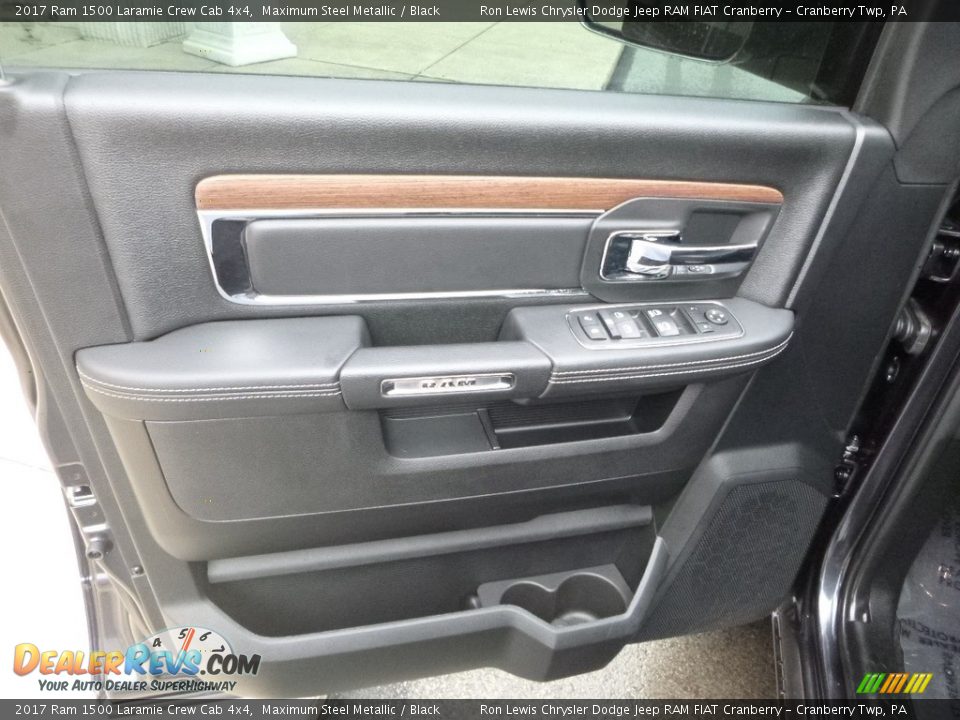 2017 Ram 1500 Laramie Crew Cab 4x4 Maximum Steel Metallic / Black Photo #13