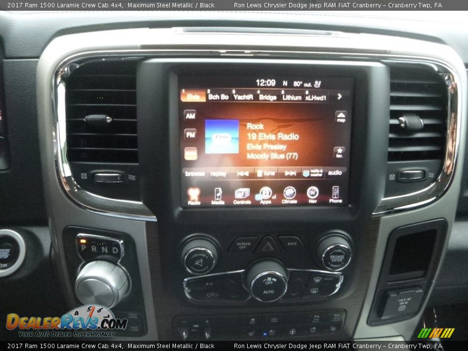 2017 Ram 1500 Laramie Crew Cab 4x4 Maximum Steel Metallic / Black Photo #16