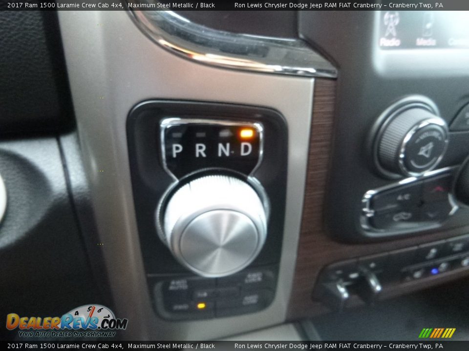 2017 Ram 1500 Laramie Crew Cab 4x4 Maximum Steel Metallic / Black Photo #20