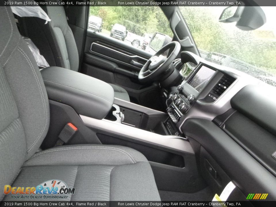 2019 Ram 1500 Big Horn Crew Cab 4x4 Flame Red / Black Photo #10