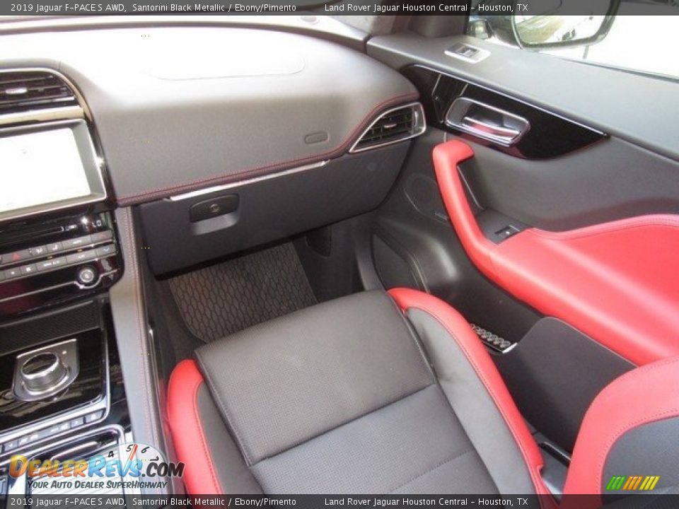 Dashboard of 2019 Jaguar F-PACE S AWD Photo #15
