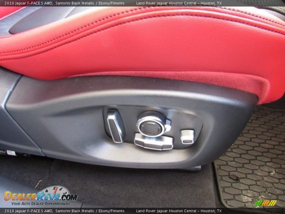 Controls of 2019 Jaguar F-PACE S AWD Photo #20