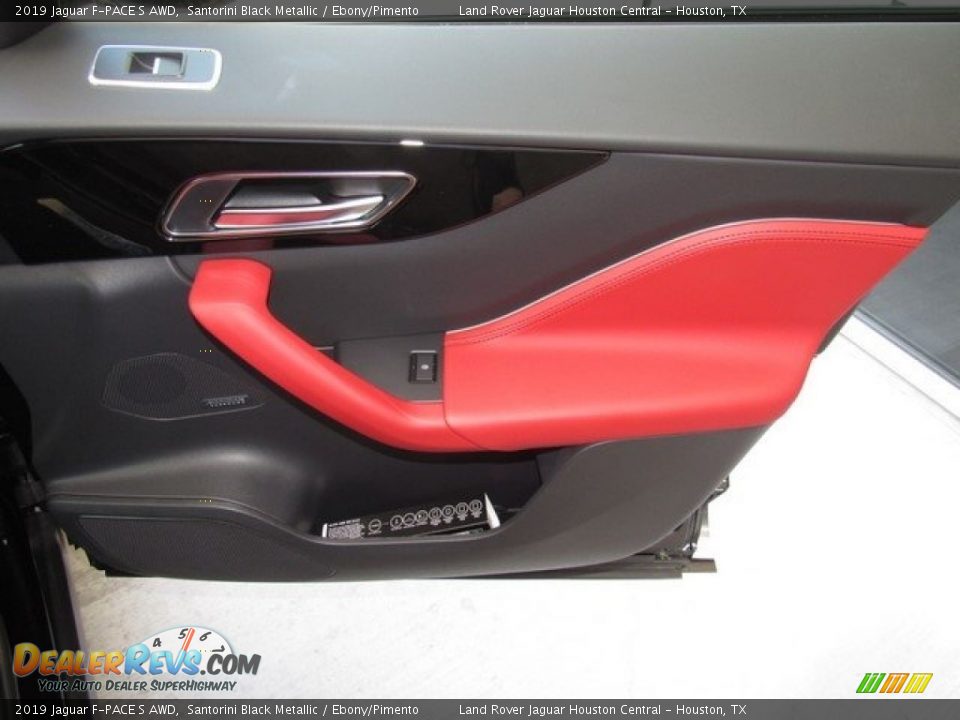 Door Panel of 2019 Jaguar F-PACE S AWD Photo #21