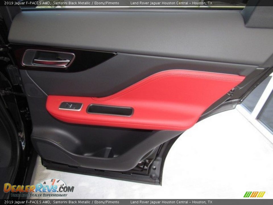 Door Panel of 2019 Jaguar F-PACE S AWD Photo #22