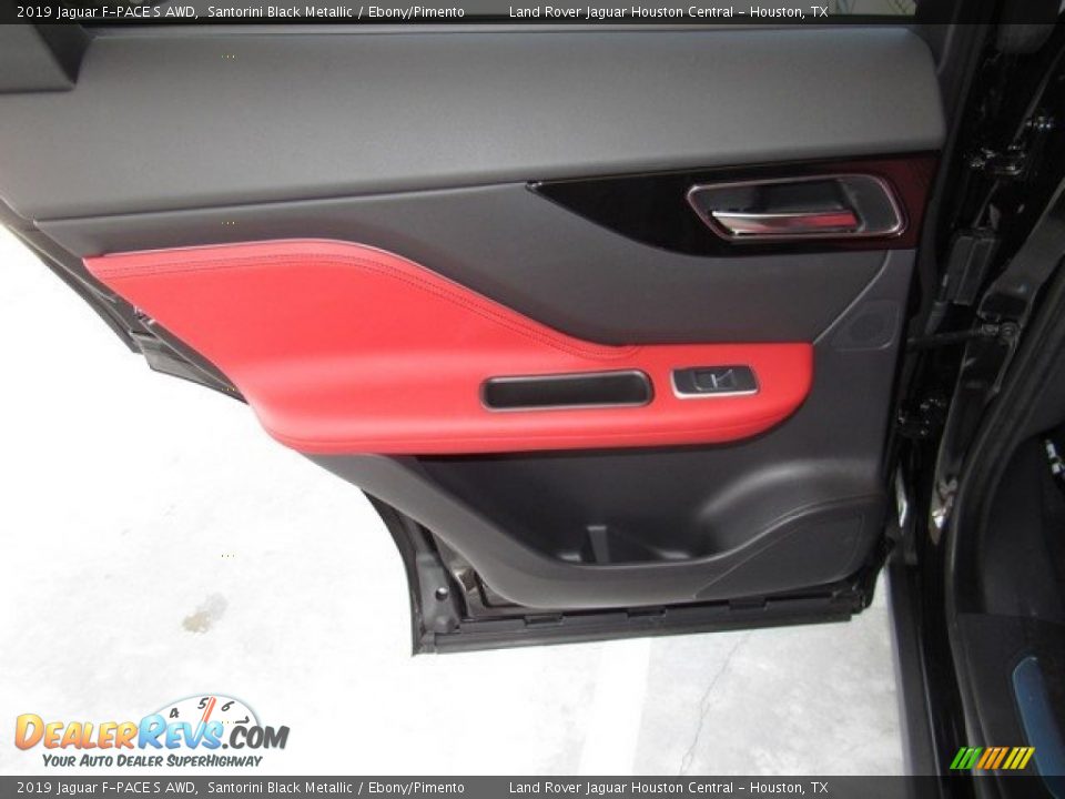 Door Panel of 2019 Jaguar F-PACE S AWD Photo #23