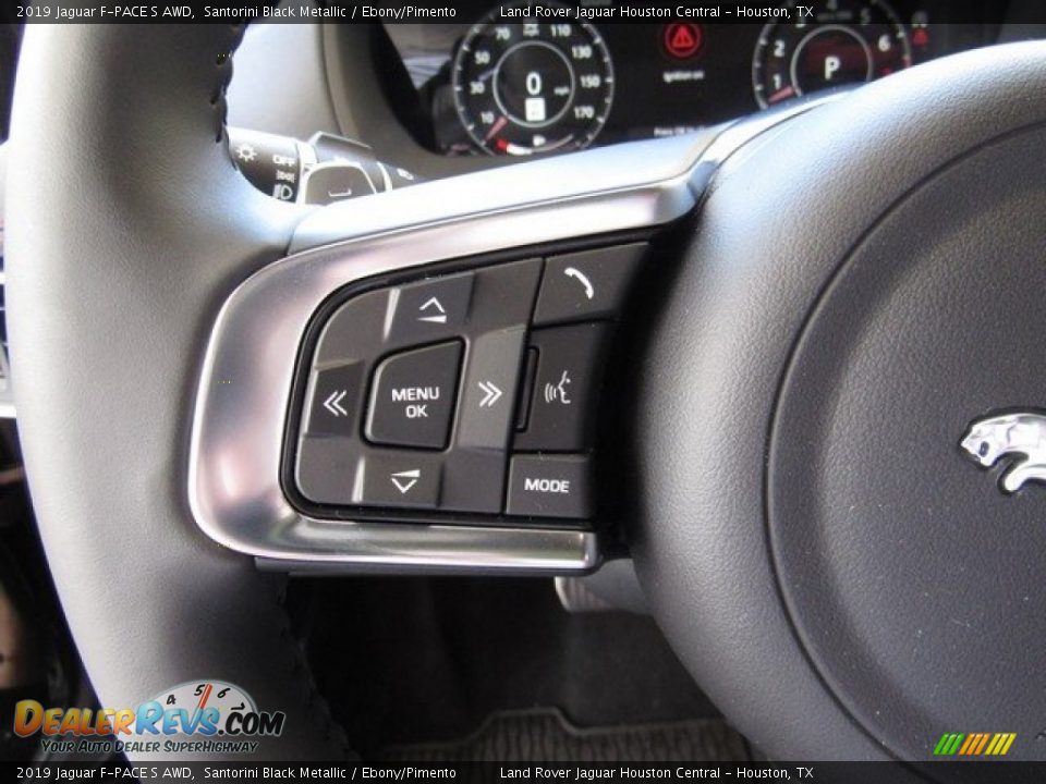 2019 Jaguar F-PACE S AWD Steering Wheel Photo #29