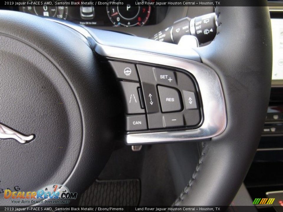 2019 Jaguar F-PACE S AWD Steering Wheel Photo #30