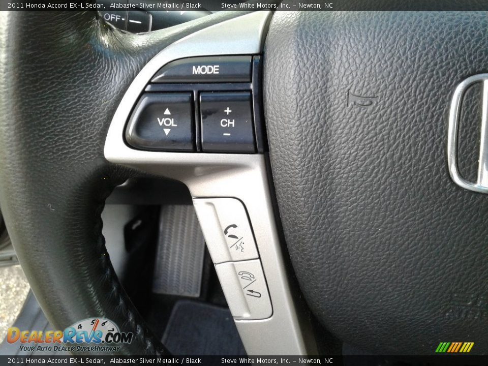 2011 Honda Accord EX-L Sedan Alabaster Silver Metallic / Black Photo #15