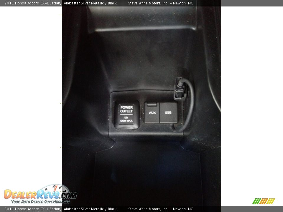 2011 Honda Accord EX-L Sedan Alabaster Silver Metallic / Black Photo #22