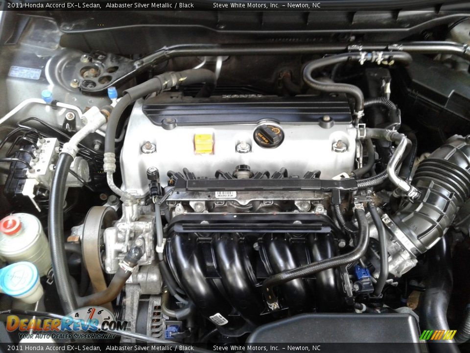 2011 Honda Accord EX-L Sedan Alabaster Silver Metallic / Black Photo #27