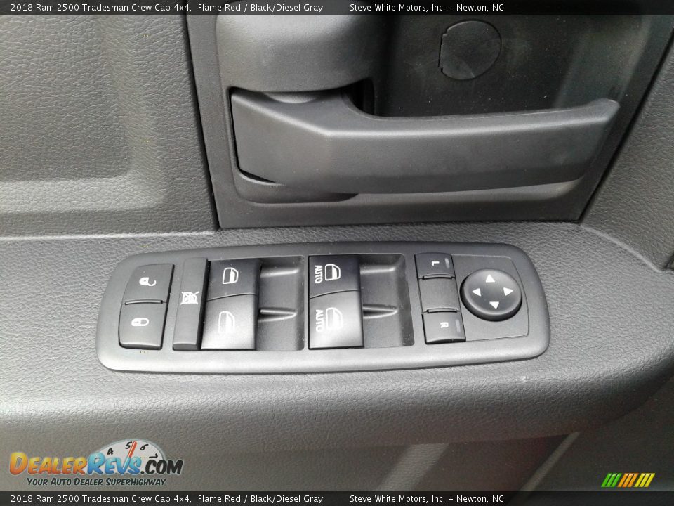 2018 Ram 2500 Tradesman Crew Cab 4x4 Flame Red / Black/Diesel Gray Photo #9