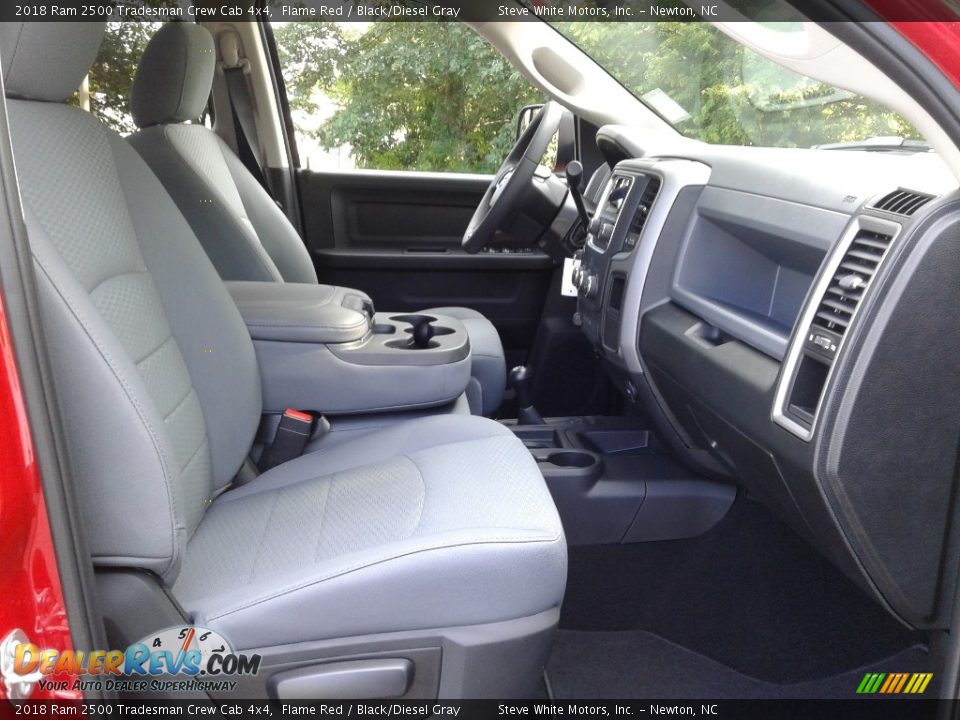 2018 Ram 2500 Tradesman Crew Cab 4x4 Flame Red / Black/Diesel Gray Photo #14