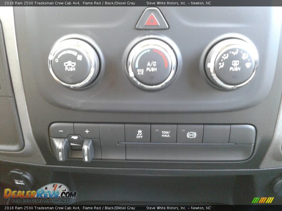 2018 Ram 2500 Tradesman Crew Cab 4x4 Flame Red / Black/Diesel Gray Photo #20