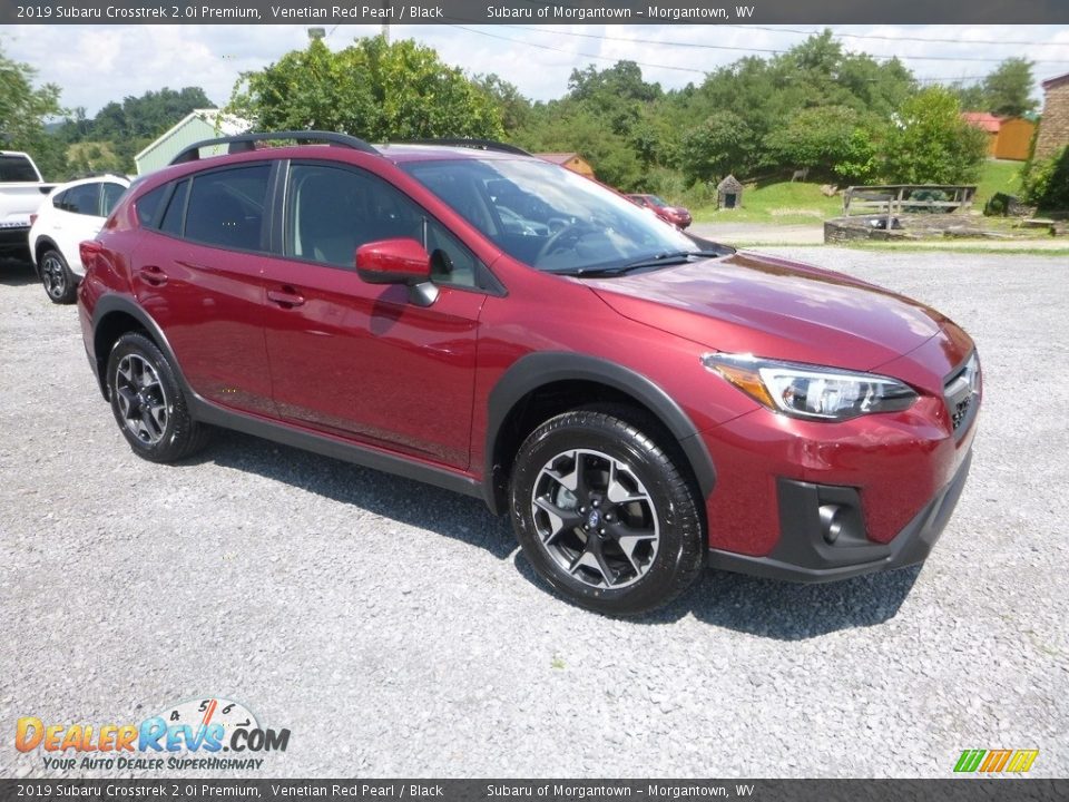 Front 3/4 View of 2019 Subaru Crosstrek 2.0i Premium Photo #1