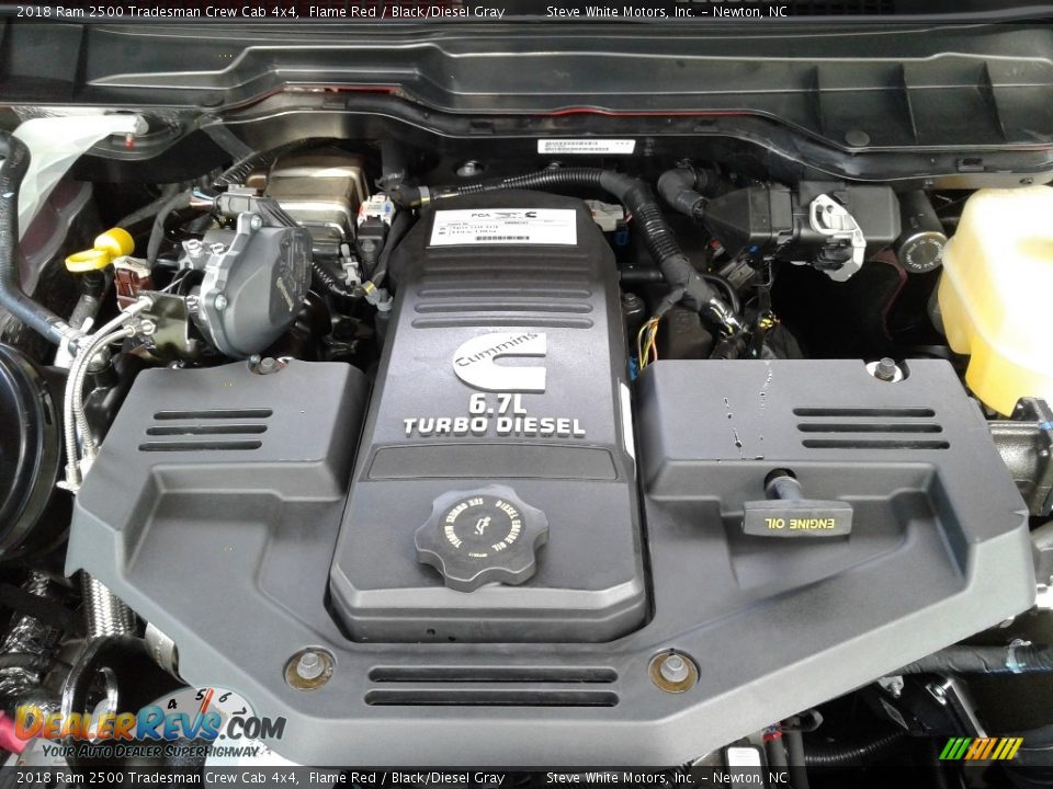 2018 Ram 2500 Tradesman Crew Cab 4x4 Flame Red / Black/Diesel Gray Photo #28