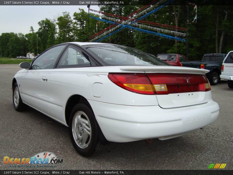 1997 Saturn S Series SC2 Coupe White / Gray Photo #8