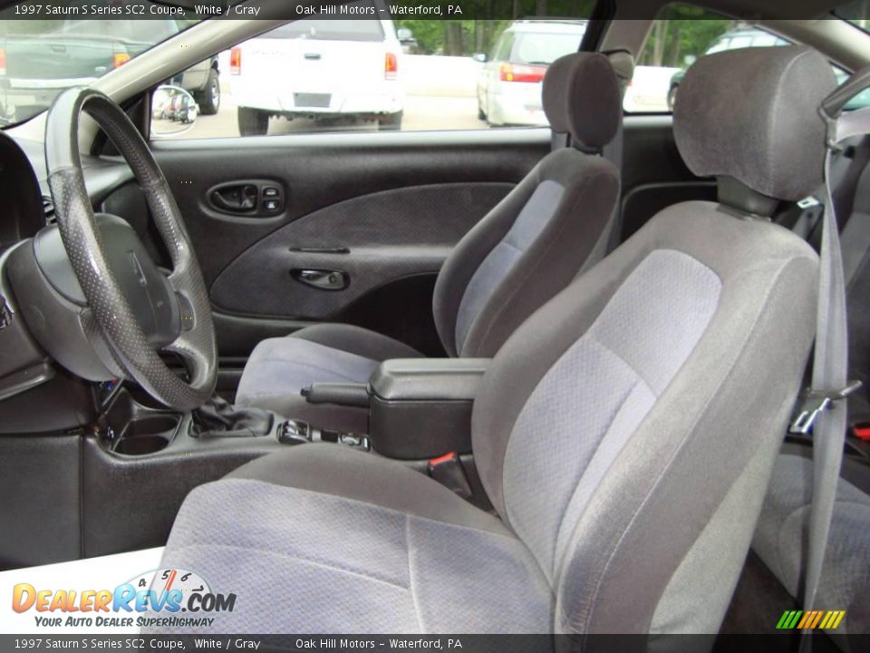 1997 Saturn S Series SC2 Coupe White / Gray Photo #9