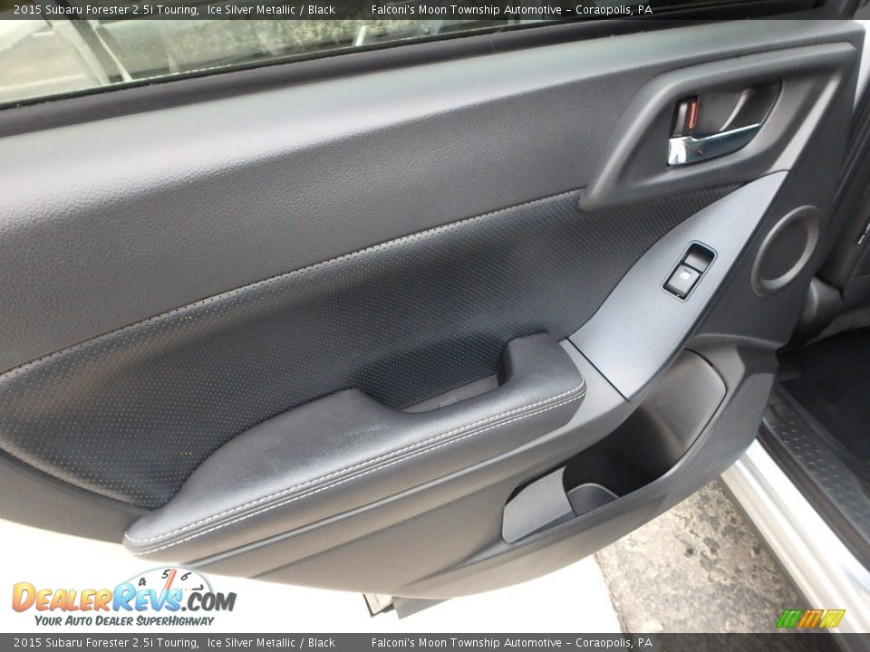 2015 Subaru Forester 2.5i Touring Ice Silver Metallic / Black Photo #18