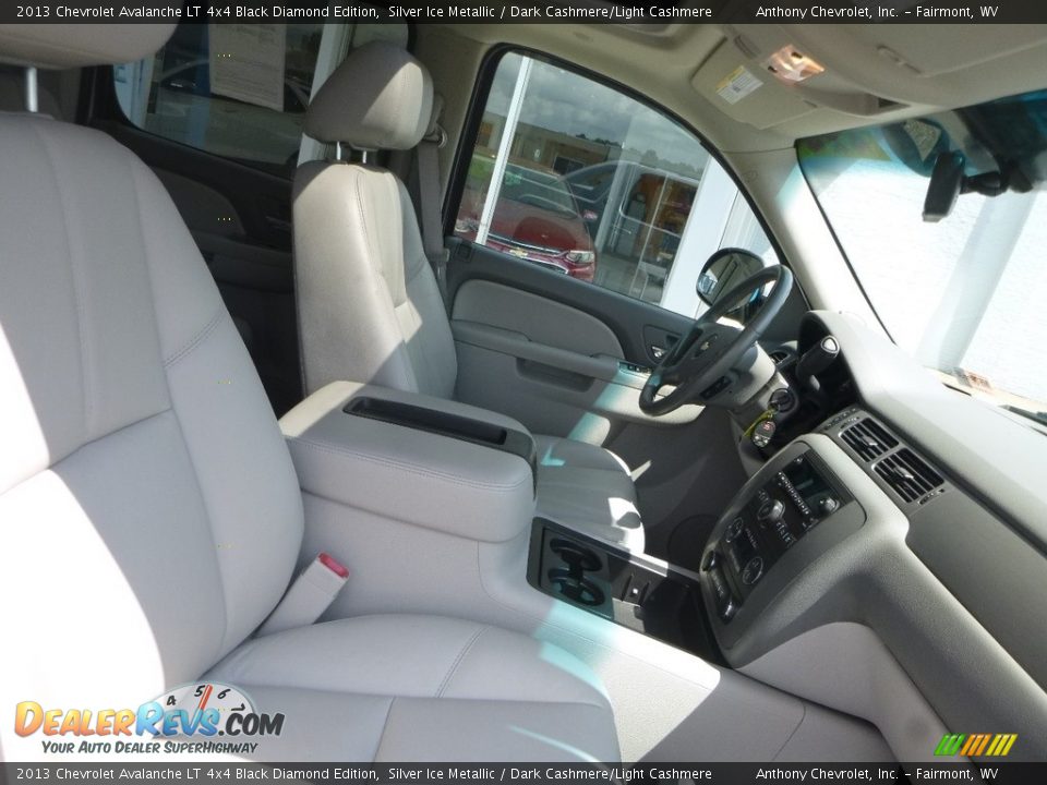 2013 Chevrolet Avalanche LT 4x4 Black Diamond Edition Silver Ice Metallic / Dark Cashmere/Light Cashmere Photo #10