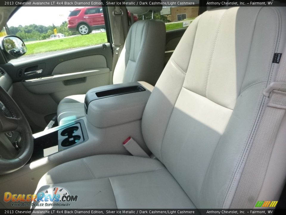 2013 Chevrolet Avalanche LT 4x4 Black Diamond Edition Silver Ice Metallic / Dark Cashmere/Light Cashmere Photo #15