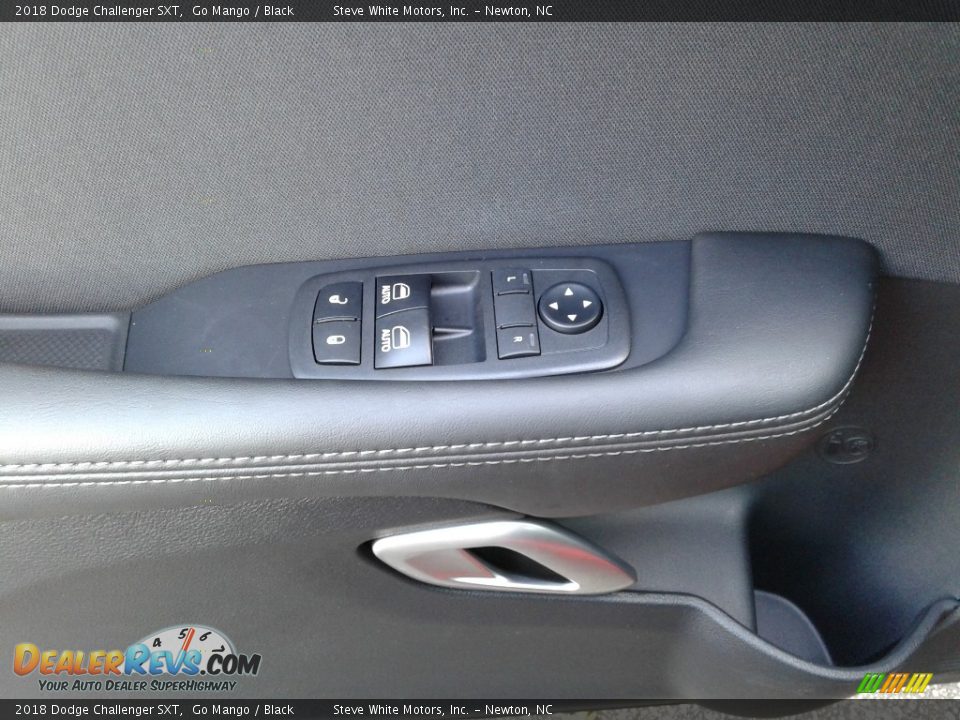 2018 Dodge Challenger SXT Go Mango / Black Photo #9