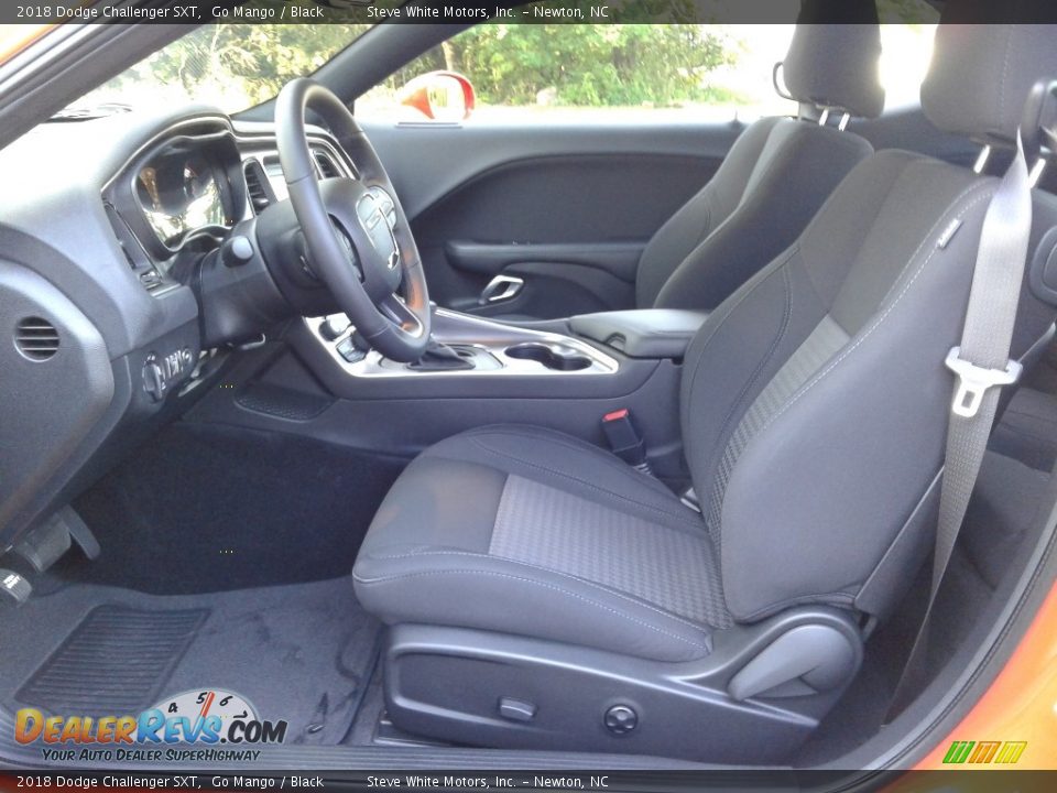 2018 Dodge Challenger SXT Go Mango / Black Photo #10