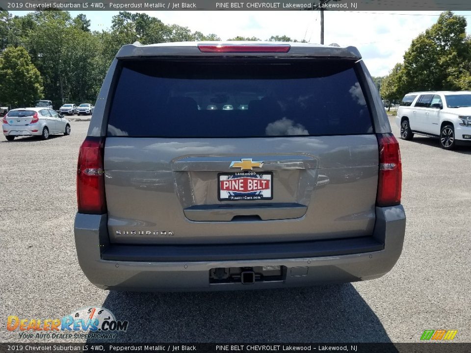 2019 Chevrolet Suburban LS 4WD Pepperdust Metallic / Jet Black Photo #5