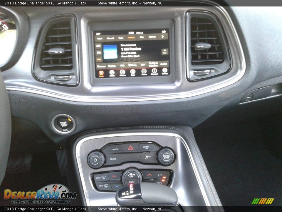 2018 Dodge Challenger SXT Go Mango / Black Photo #19