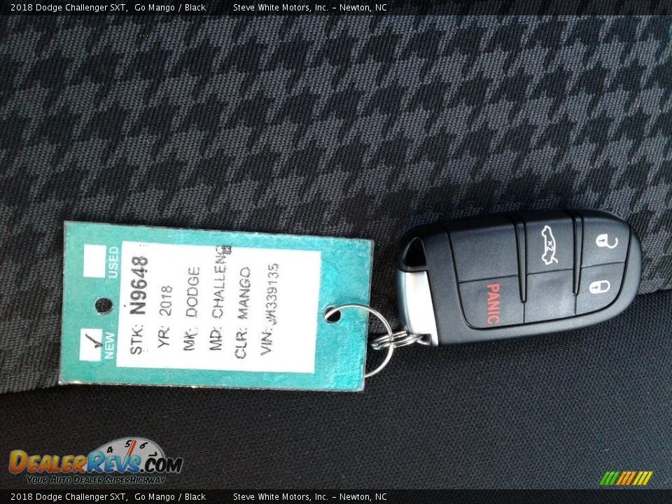2018 Dodge Challenger SXT Go Mango / Black Photo #27