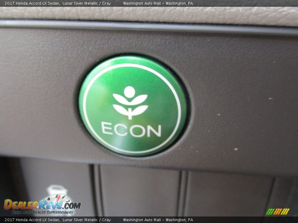 2017 Honda Accord LX Sedan Lunar Silver Metallic / Gray Photo #17