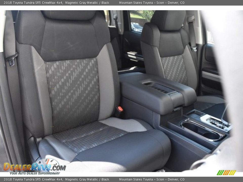 2018 Toyota Tundra SR5 CrewMax 4x4 Magnetic Gray Metallic / Black Photo #12