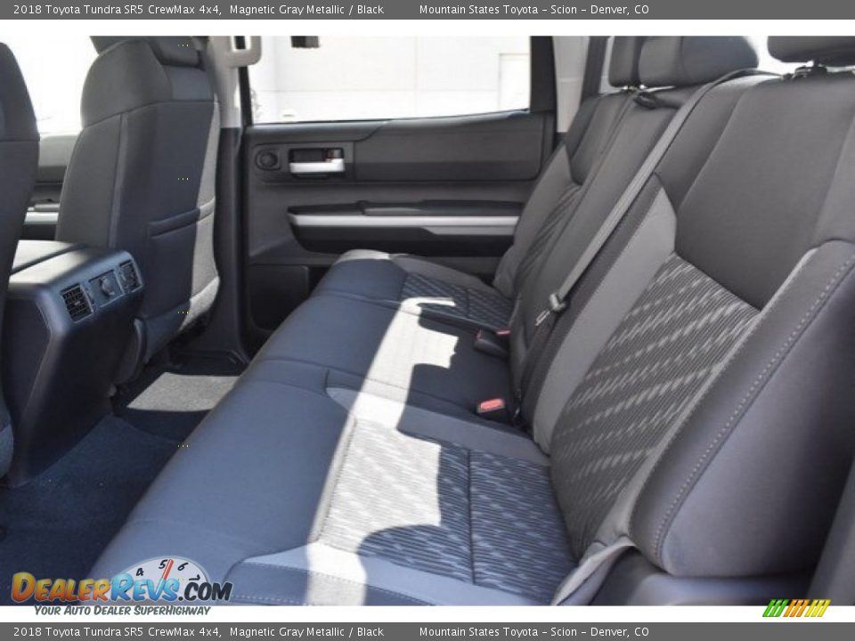 2018 Toyota Tundra SR5 CrewMax 4x4 Magnetic Gray Metallic / Black Photo #14