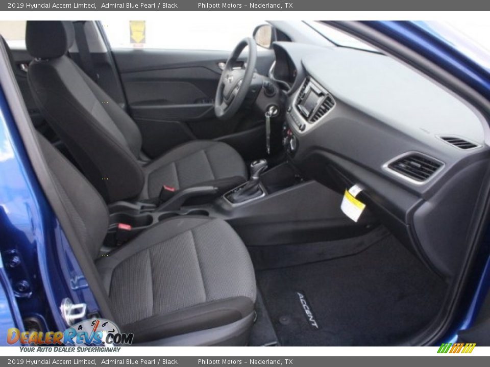 Front Seat of 2019 Hyundai Accent Limited Photo #28