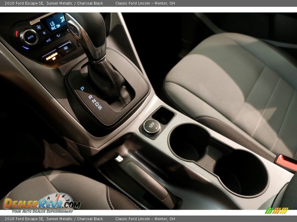 2016 Ford Escape SE Sunset Metallic / Charcoal Black Photo #16