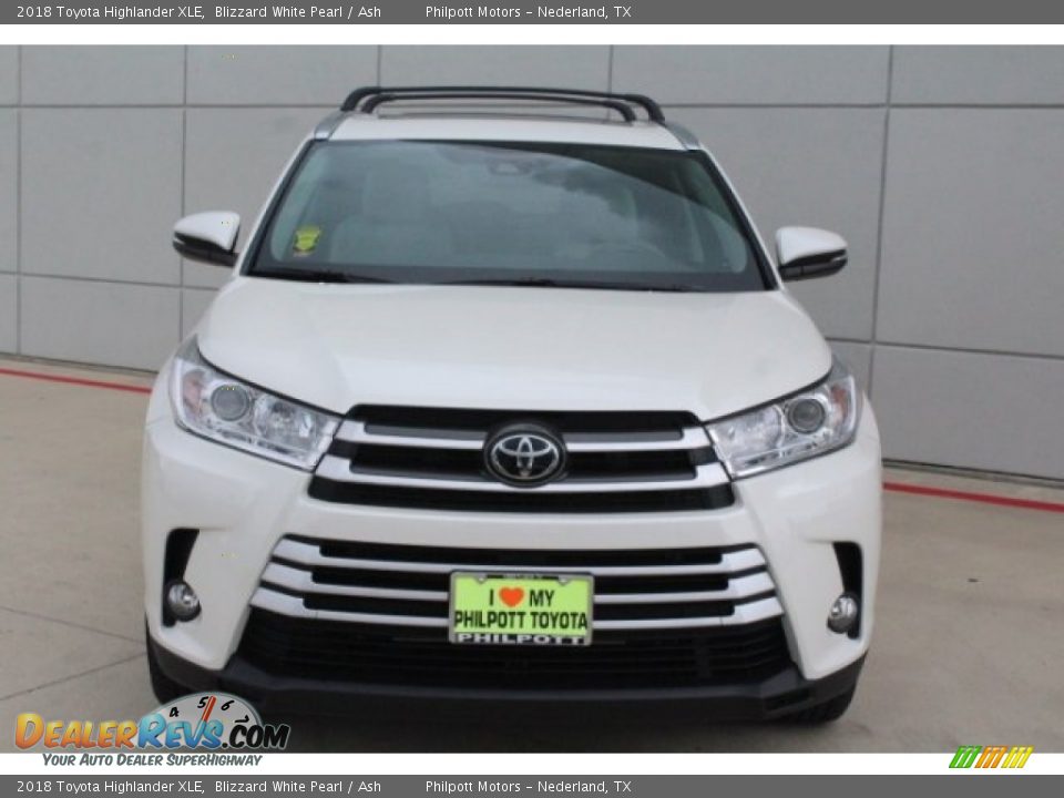 2018 Toyota Highlander XLE Blizzard White Pearl / Ash Photo #2