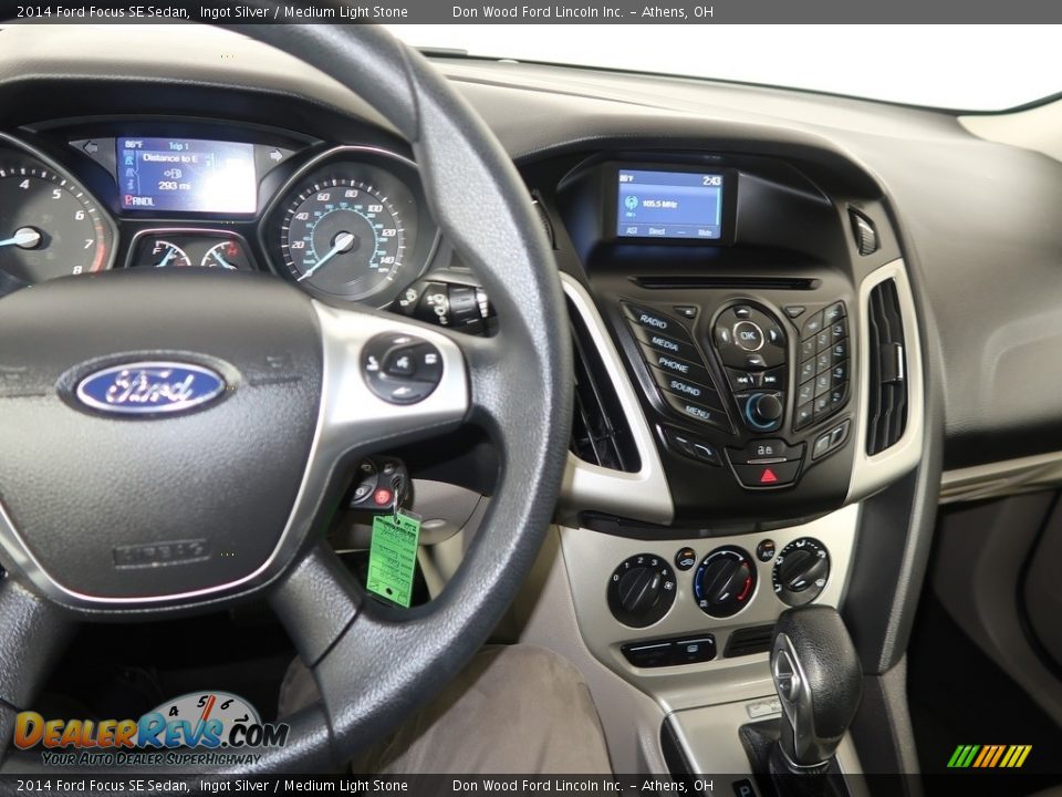 2014 Ford Focus SE Sedan Ingot Silver / Medium Light Stone Photo #17