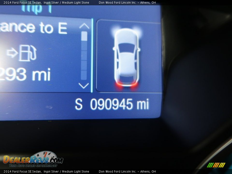 2014 Ford Focus SE Sedan Ingot Silver / Medium Light Stone Photo #19