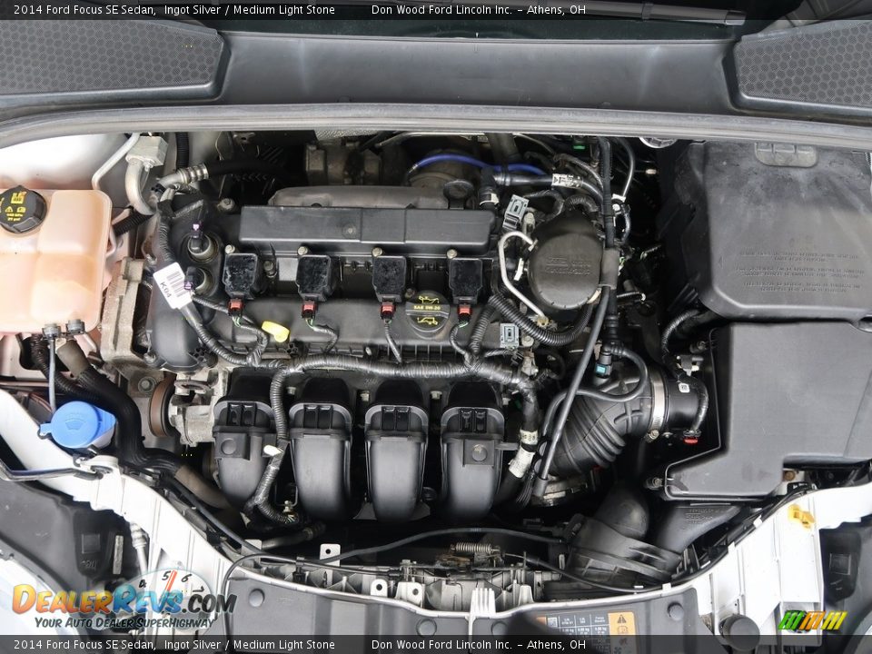 2014 Ford Focus SE Sedan Ingot Silver / Medium Light Stone Photo #30