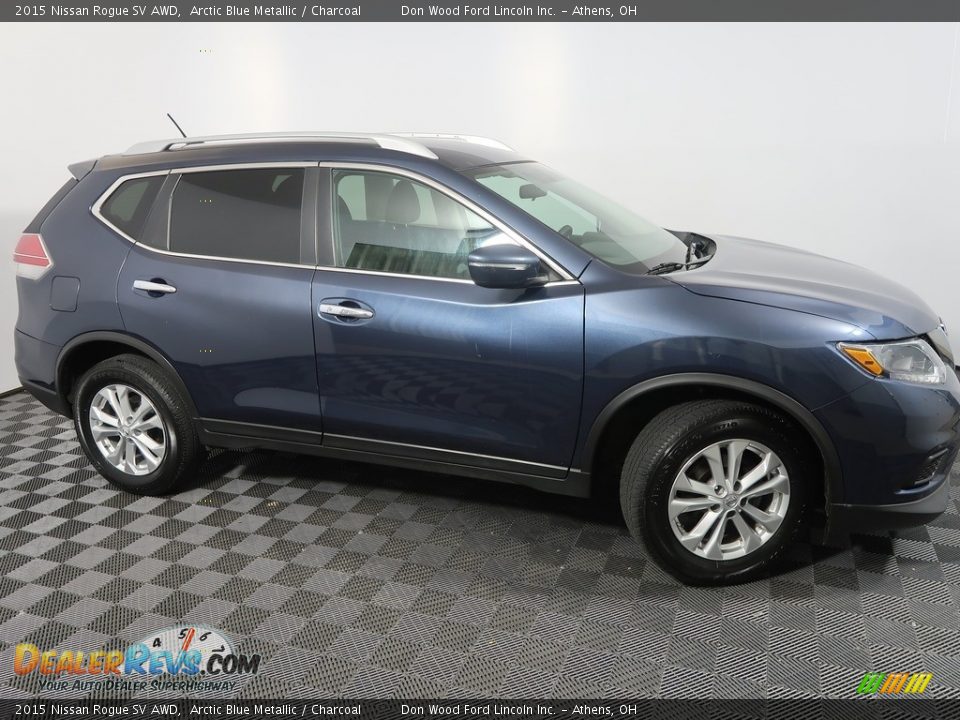 2015 Nissan Rogue SV AWD Arctic Blue Metallic / Charcoal Photo #4