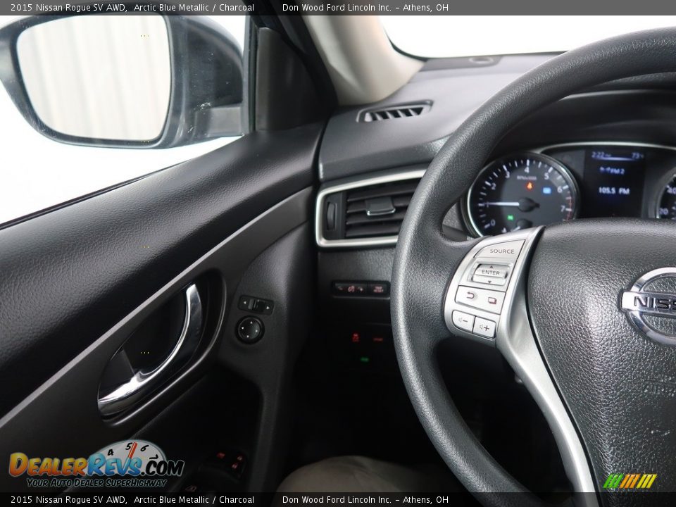 2015 Nissan Rogue SV AWD Arctic Blue Metallic / Charcoal Photo #16