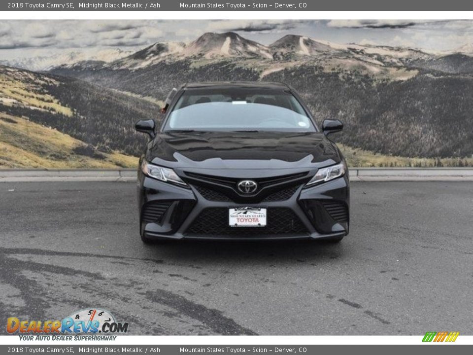 2018 Toyota Camry SE Midnight Black Metallic / Ash Photo #2