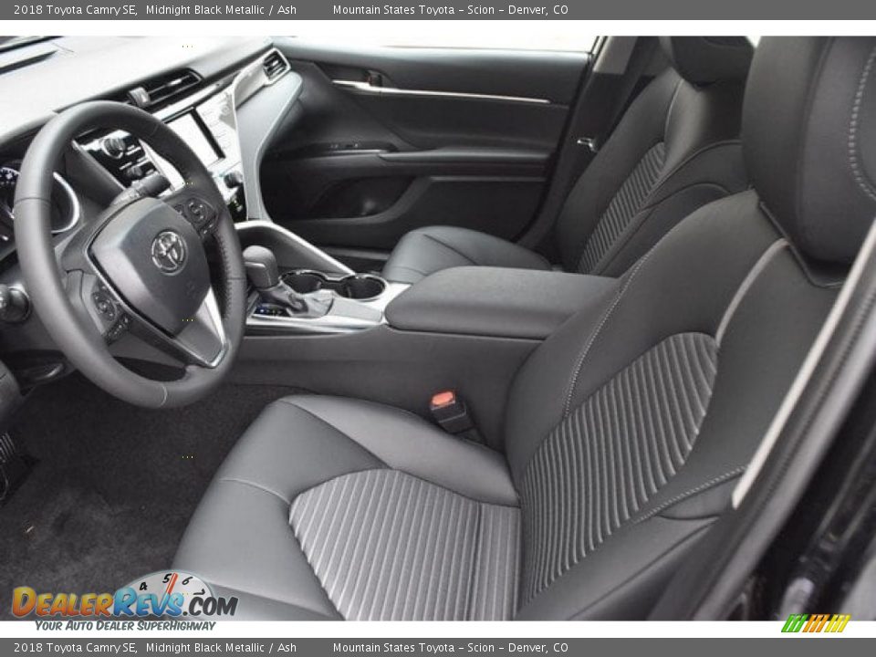 2018 Toyota Camry SE Midnight Black Metallic / Ash Photo #6
