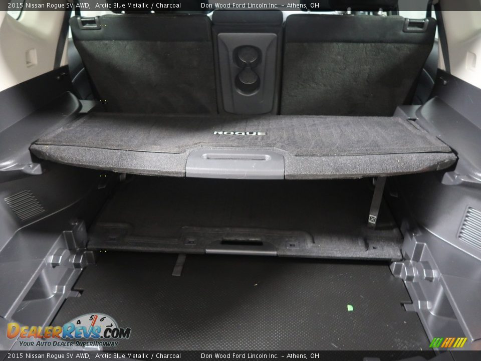 2015 Nissan Rogue SV AWD Arctic Blue Metallic / Charcoal Photo #32