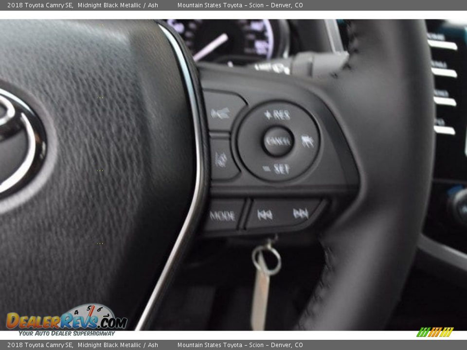 2018 Toyota Camry SE Midnight Black Metallic / Ash Photo #27
