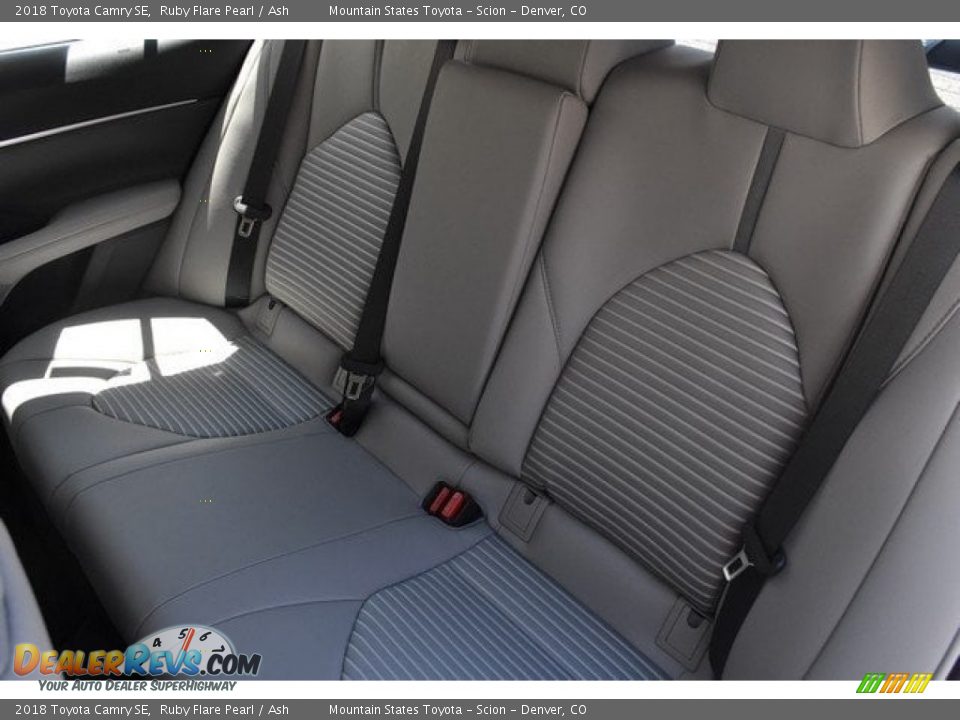 2018 Toyota Camry SE Ruby Flare Pearl / Ash Photo #16