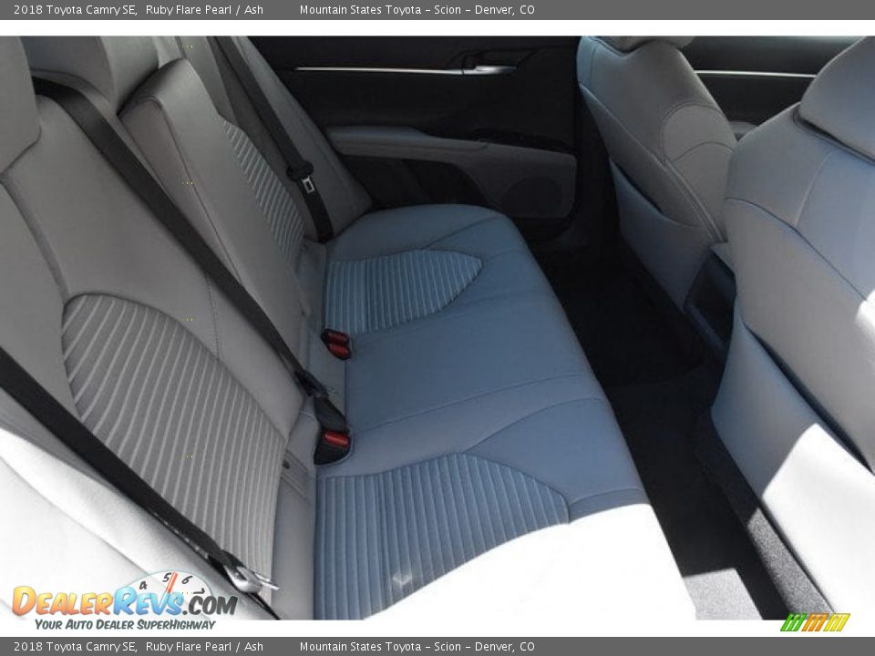 2018 Toyota Camry SE Ruby Flare Pearl / Ash Photo #18