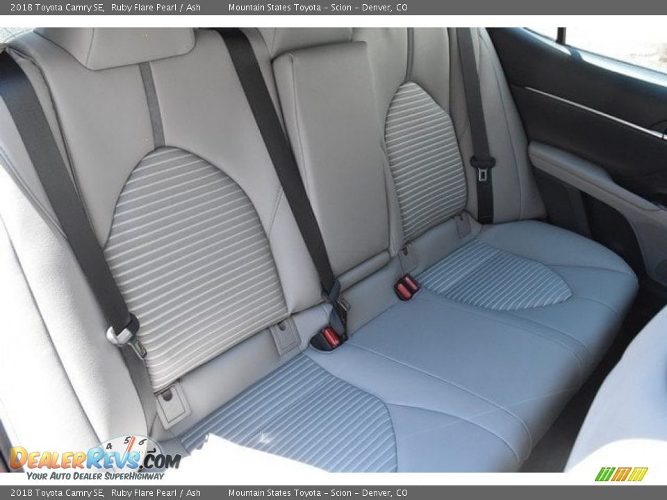 2018 Toyota Camry SE Ruby Flare Pearl / Ash Photo #19