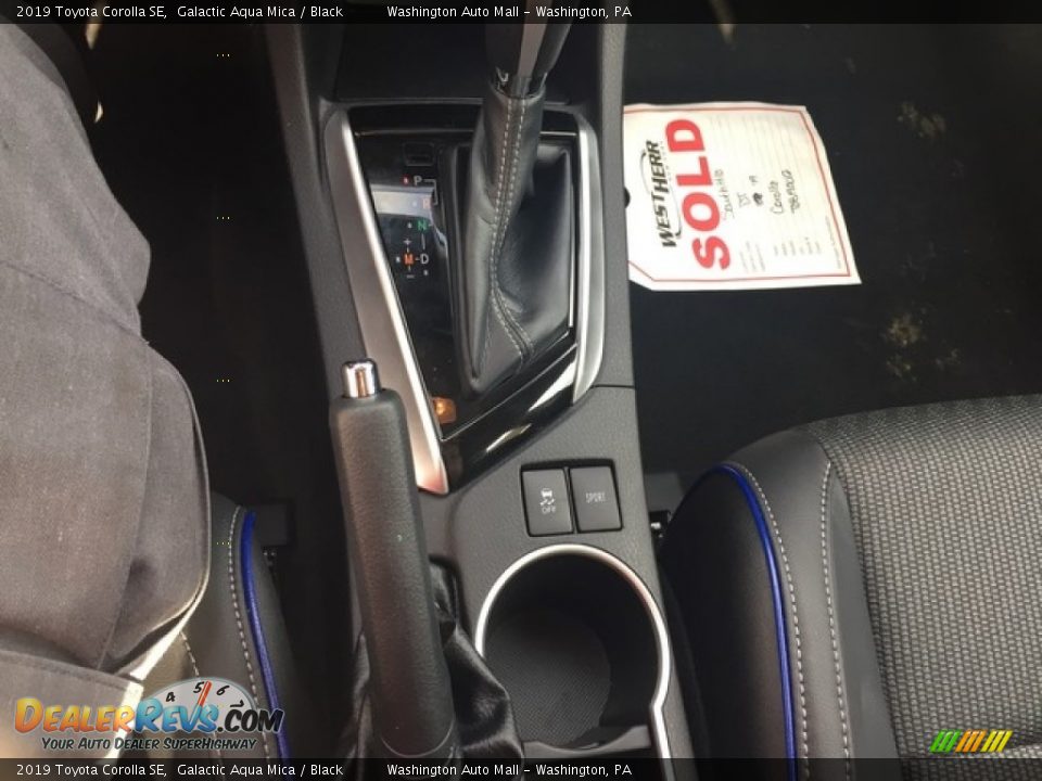 2019 Toyota Corolla SE Galactic Aqua Mica / Black Photo #17